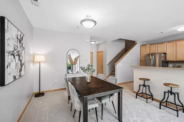 820 Emerald ST #110, Saint Paul, MN 55114