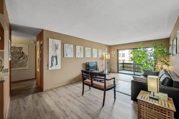 400 Groveland AVE #1810, Minneapolis, MN 55403