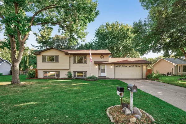 908 Ludwig AVE N, Champlin, MN 55316