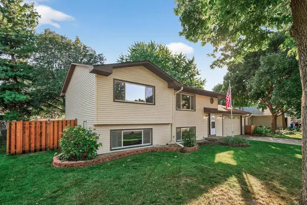 908 Ludwig AVE N, Champlin, MN 55316