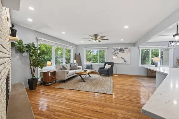 521 Timberland DR, Burnsville, MN 55337