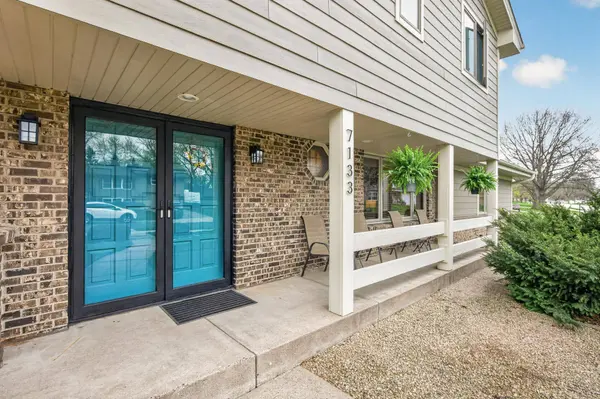 7133 Montrose RD, Saint Paul, MN 55125