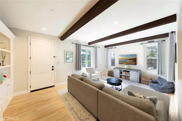 20 Ridge Valley, Irvine, CA 92618