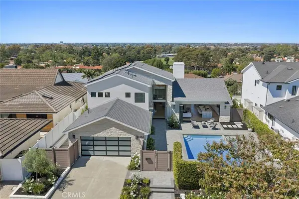 2433 Blackthorn ST, Newport Beach, CA 92660