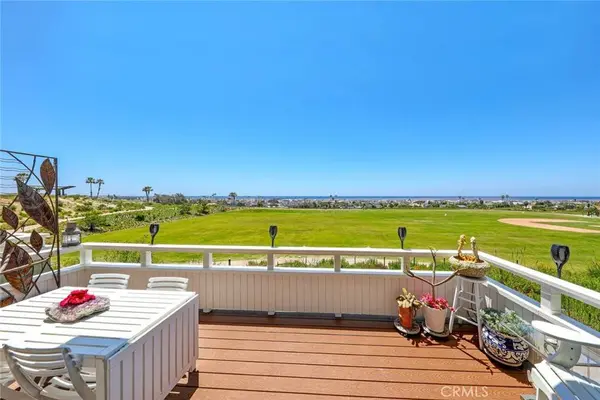 14 Swift CT #204, Newport Beach, CA 92663