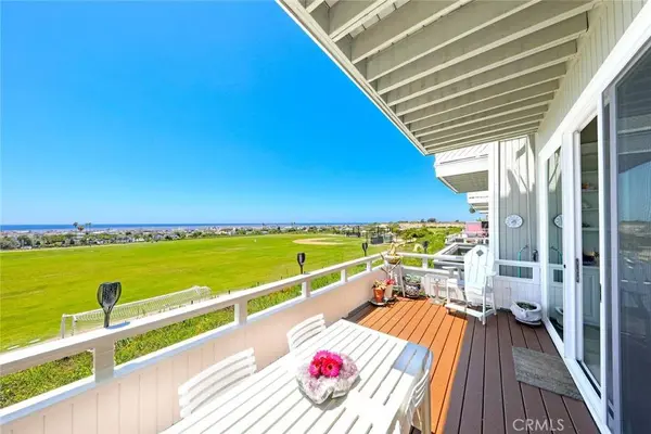 14 Swift CT #204, Newport Beach, CA 92663