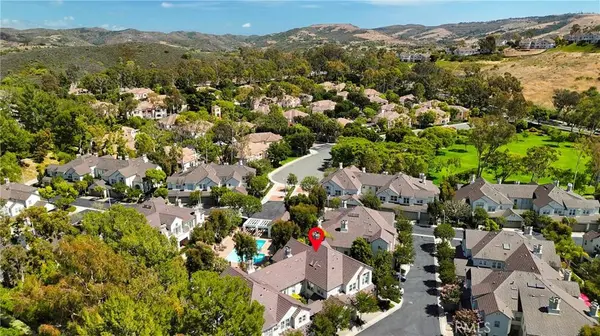 8 Longbourn Aisle, Irvine, CA 92603