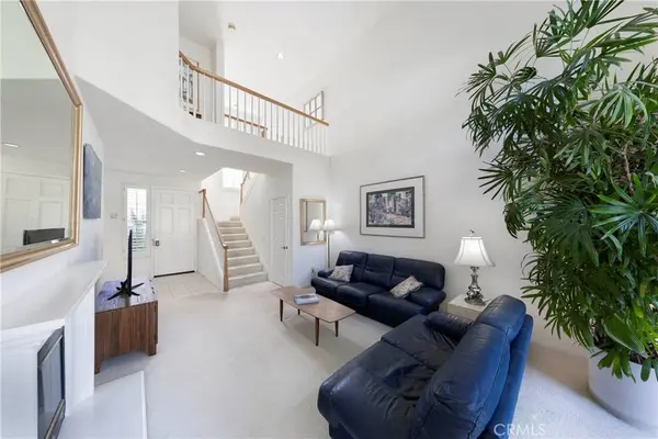 8 Longbourn Aisle, Irvine, CA 92603