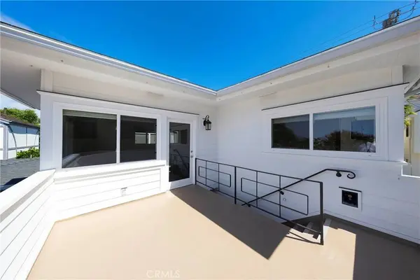 412 1/2 Dahlia AVE, Corona Del Mar, CA 92625