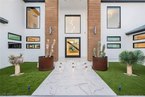 7815 W La Madre WAY, Las Vegas, NV 89149