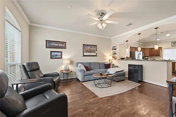 1198 Jones Butler RD #2505, College Station, TX 77840