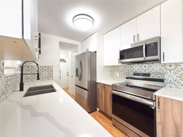 17212 E Oberlin PL, Aurora, CO 80013