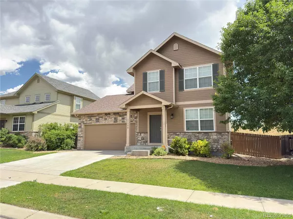 11590 River Oaks LN, Commerce City, CO 80640