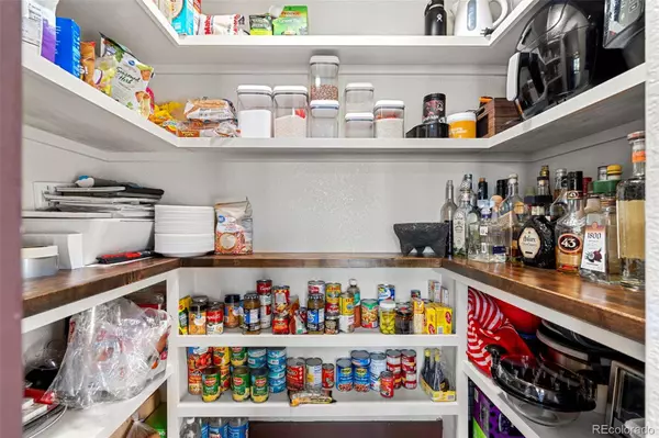 2514 S Killarney CT, Aurora, CO 80013