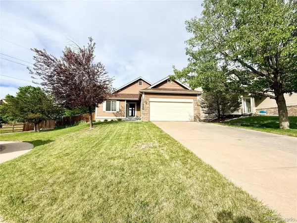 5910 S Valdai WAY, Aurora, CO 80015