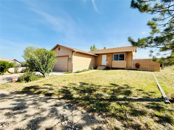 910 S Elgin CT, Pueblo, CO 81007