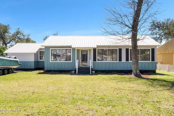 1904 Cherry ST, Panama City, FL 32401