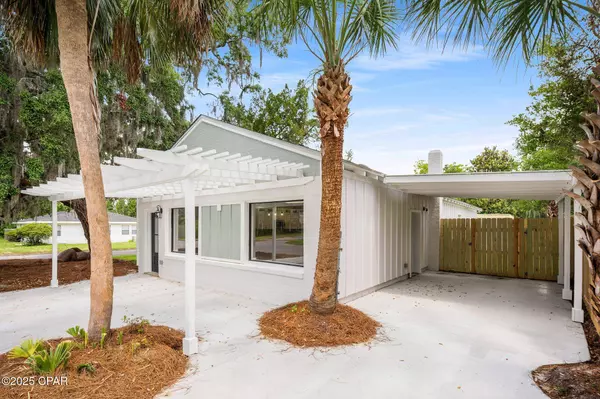 3810 W 17th ST, Panama City, FL 32401