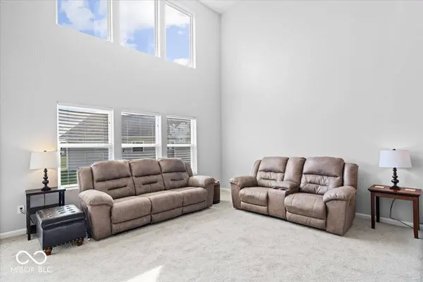 15444 Old Pond CIR, Noblesville, IN 46060