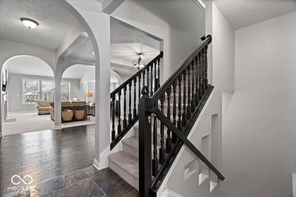 6144 Burleigh PL, Noblesville, IN 46062