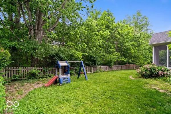 11734 Forest Park LN, Carmel, IN 46033