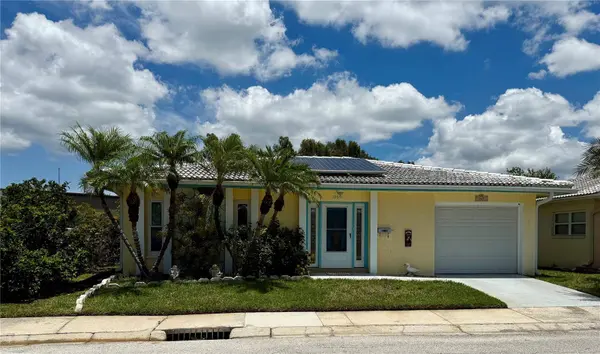 10651 FERNDALE PL N #544, Pinellas Park, FL 33782