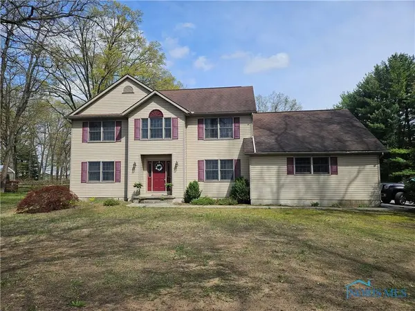 2515 S Berkey Southern RD, Swanton, OH 43558