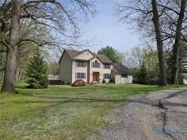 2515 S Berkey Southern RD, Swanton, OH 43558