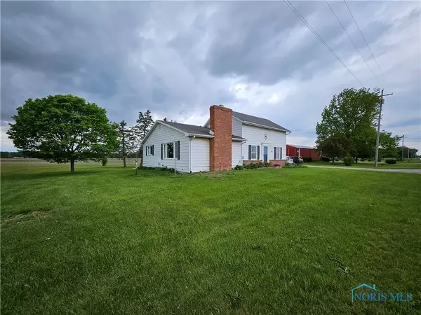 9838 Jeffers RD, Grand Rapids, OH 43522