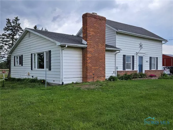 9838 Jeffers RD, Grand Rapids, OH 43522