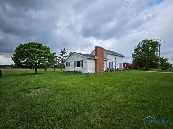 9838 Jeffers RD, Grand Rapids, OH 43522