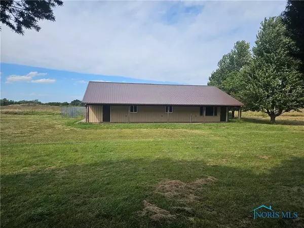 19330 Tuller RD, Bowling Green, OH 43402