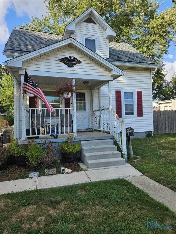 3148 Glanzman RD, Toledo, OH 43614