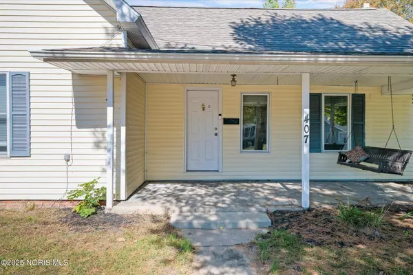 407 E Garfield AVE, Swanton, OH 43558