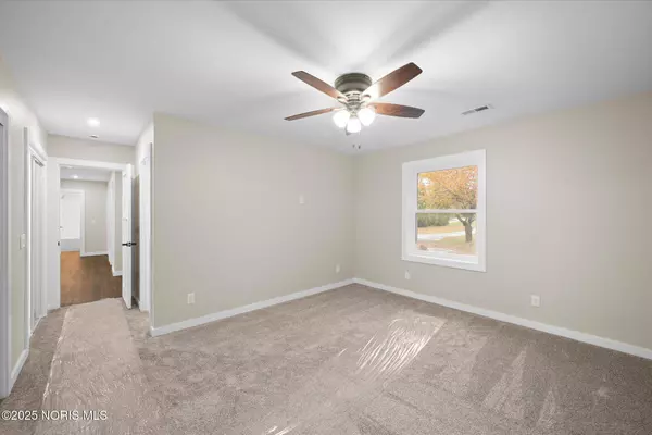 6388 Weckerly RD, Whitehouse, OH 43571