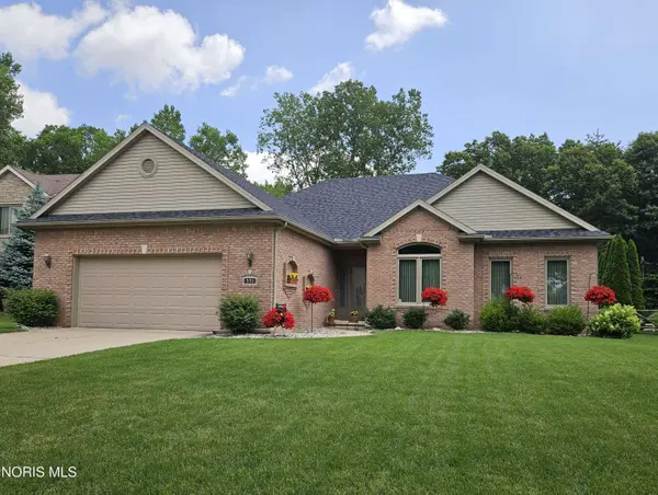 531 Whisperwood Pkwy, Holland, OH 43528