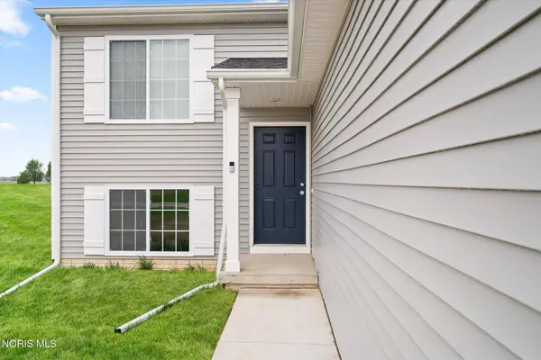 366 Douglas DR, Liberty Center, OH 43532
