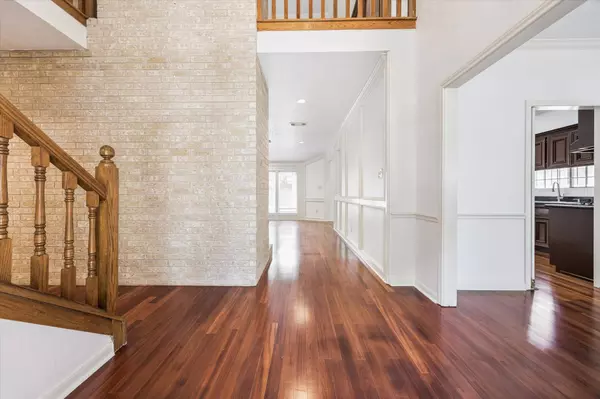 3018 Orchard Gate ST, Sugar Land, TX 77479