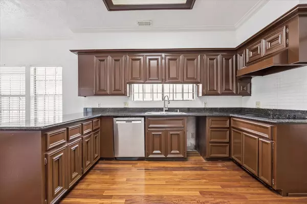 3018 Orchard Gate ST, Sugar Land, TX 77479