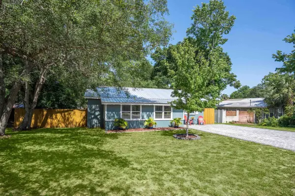 215 Jasmine Rd, St Augustine, FL 32086