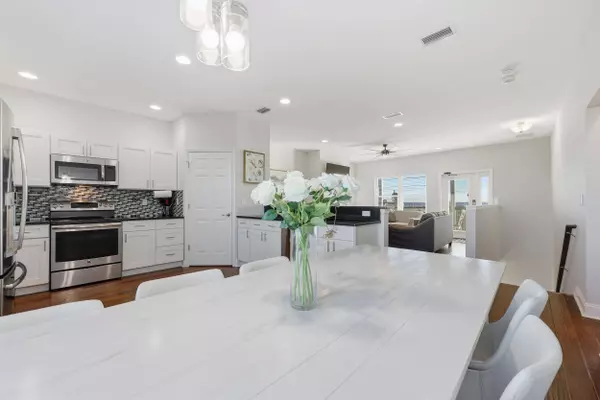 4969 Alta Vista Ave, St Augustine, FL 32080