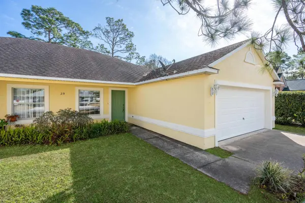 25 Rainstone Ln, Palm Coast, FL 32164