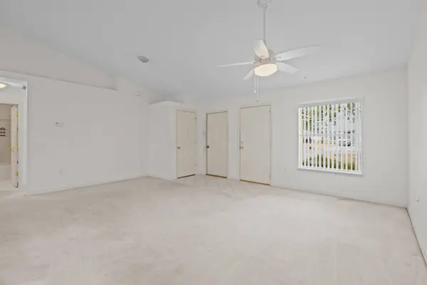 25 Rainstone Ln, Palm Coast, FL 32164