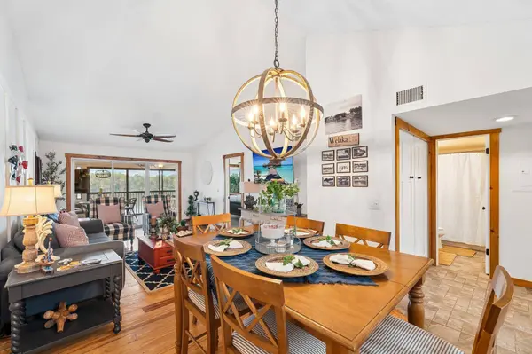 99 Broad River Pl, Welaka, FL 32193
