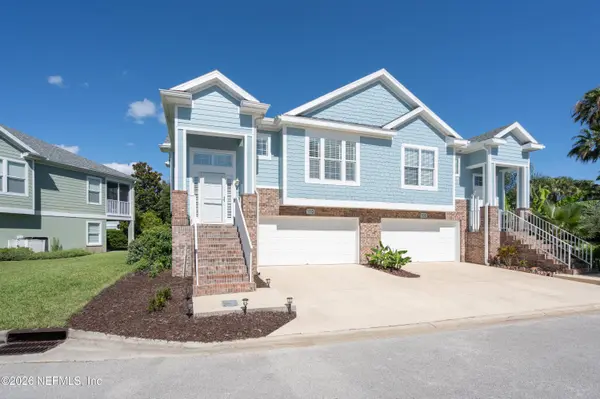110 SUNSET CIR S