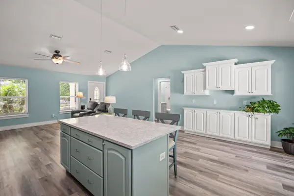 907 Queen Rd, St Augustine, FL 32086