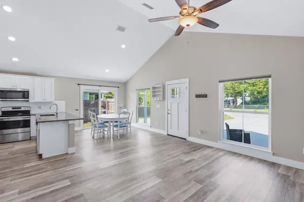 4569 2nd Ave, St Augustine, FL 32095