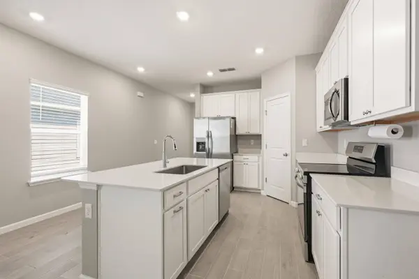 709 Lake Sinclair St, St Augustine, FL 32084