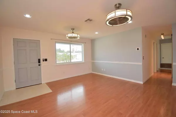 1445 Lester CT, Merritt Island, FL 32952