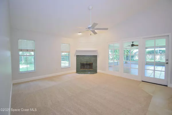 3560 Serenity LN, Melbourne, FL 32934